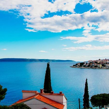 Villa Marta Apartmani Trogir Exterior foto