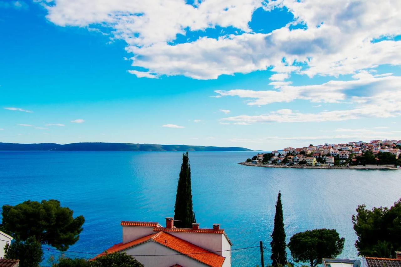 Villa Marta Apartmani Trogir Exterior foto